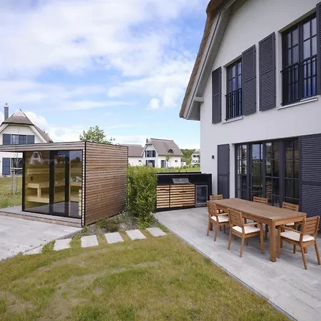 Reetland Am - Luxusplus Reetdachvilla Mit 4 Schlafzimmern, Aussensauna, Loungebereich Und Kamin G07 فيلة